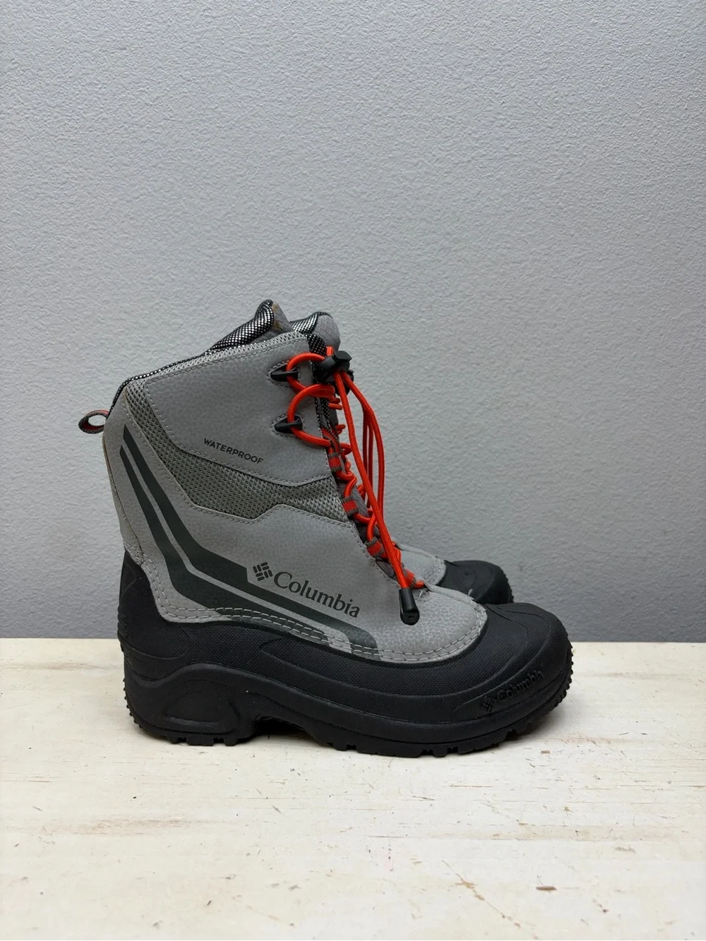 Columbia Grey Bugaboots Plus lV Omni-Heat Snow Boots Size 6